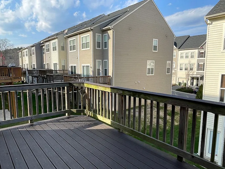 201 Woodstream Cir — Photo 16