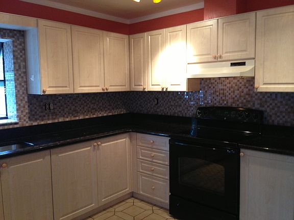 3rd image of 1220 NW 22nd Ave