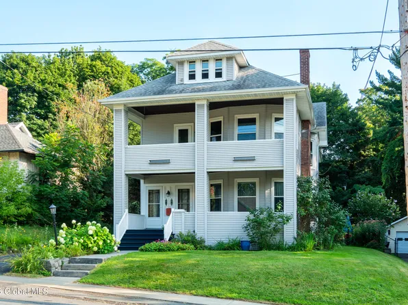 1533 Tibbits Avenue, Troy, NY 12180