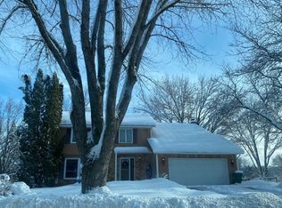 14698 Dunbar Ct, Apple Valley, MN 55124