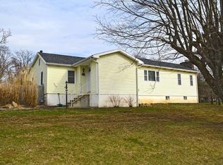 905 Deerfield Rd, Washington, PA 15301