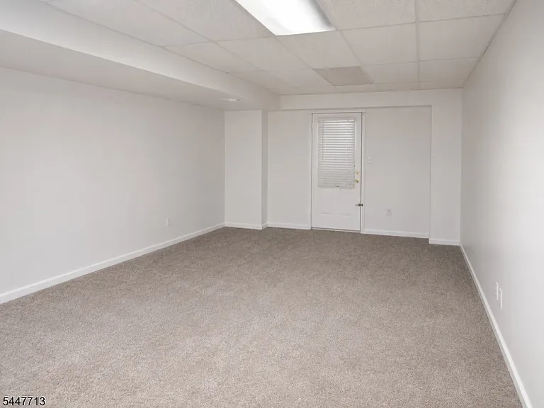 1104 Oakcroft Ln — Photo 15