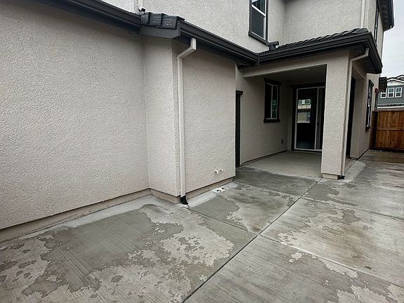 2nd image of 10154 Elise Way