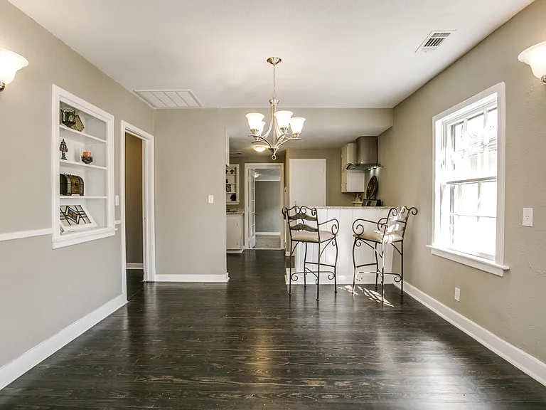 2921 Livingston Ave — Photo 6