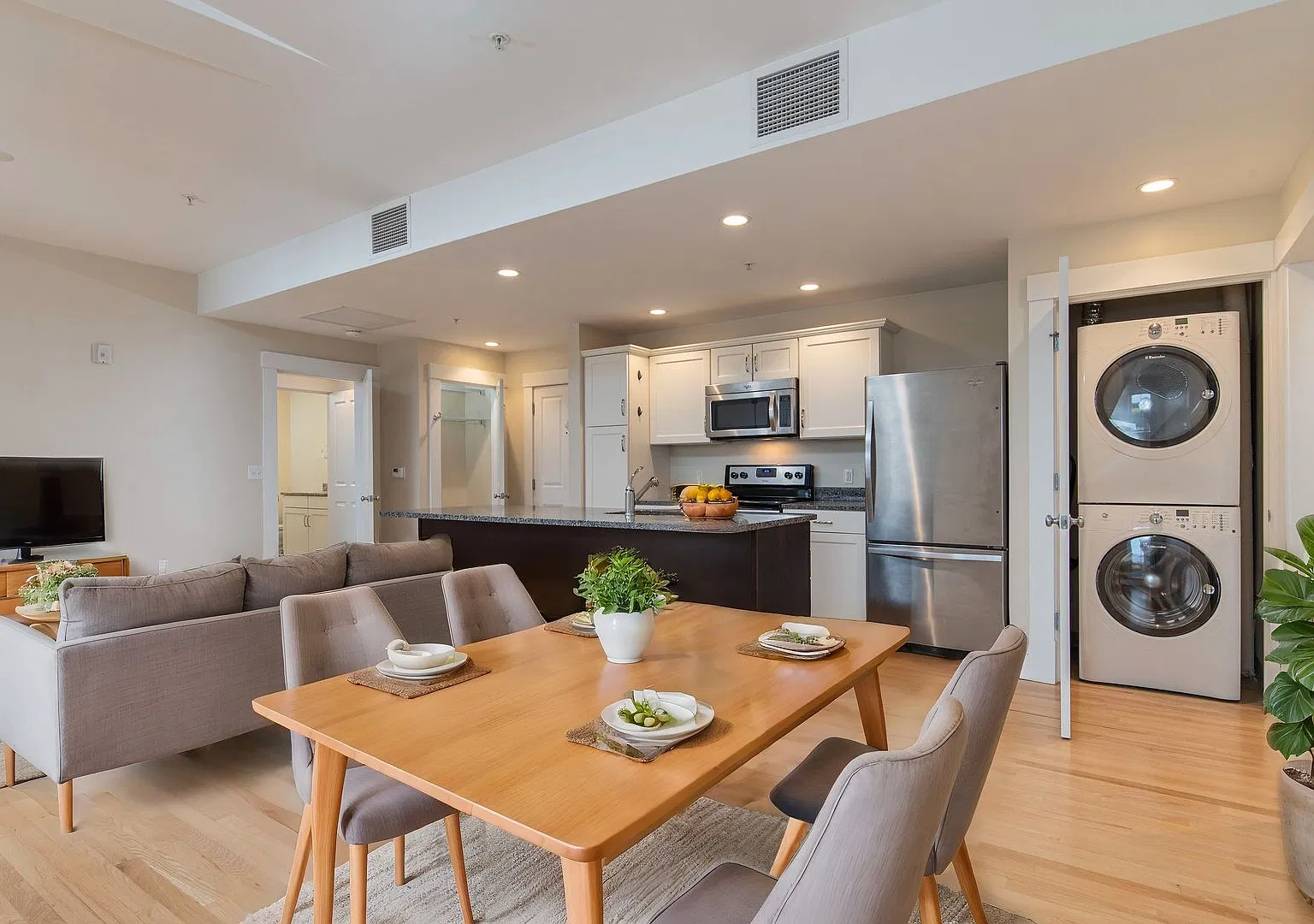 Brooks House - 2 Bed/2 Bath Apartment, 888 Sq. Ft. - $2,850 Available 11/1/26 — Photo 1