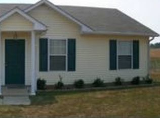 329 Bumpus Mill Rd, Oak Grove, KY 42262