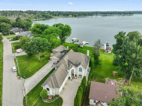 6116 South Bay ROAD, Hartford, WI 53027