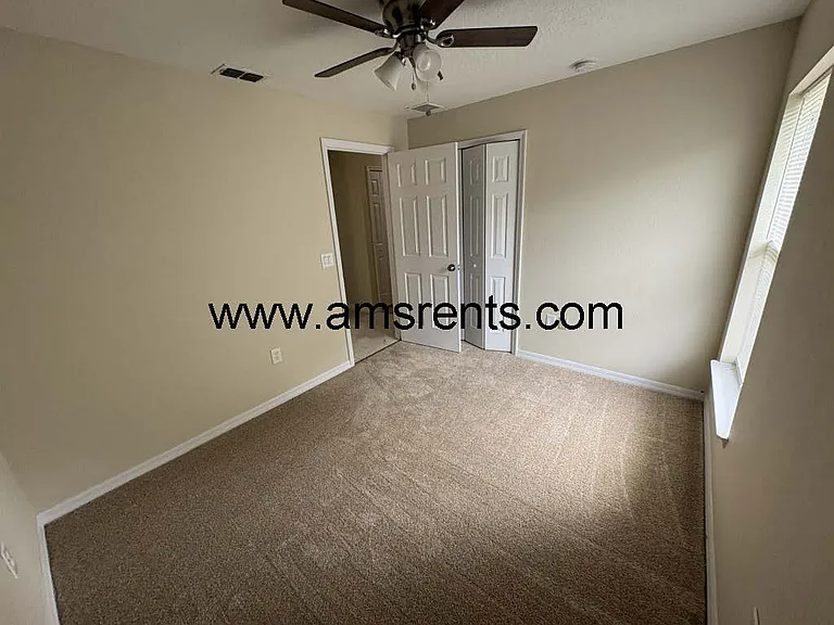 539 Albatross Dr #B — Photo 21