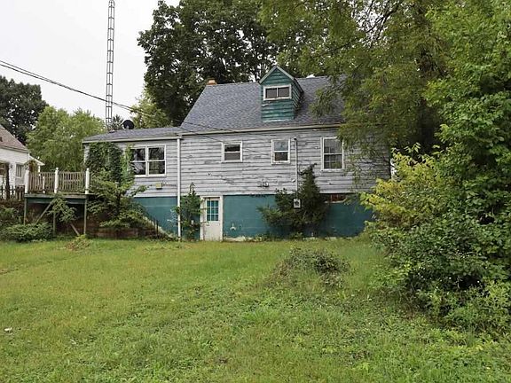3rd image of 149 SW 15th St