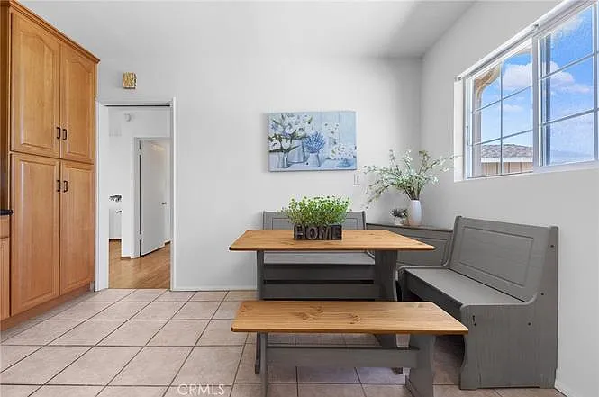 1003 Langley Way — Photo 26