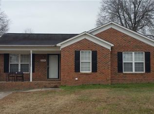 2204 Tillman Ave, Greensboro, NC 27405