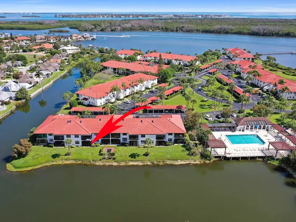 6081 SE Landing Way #6, Stuart, FL 34997