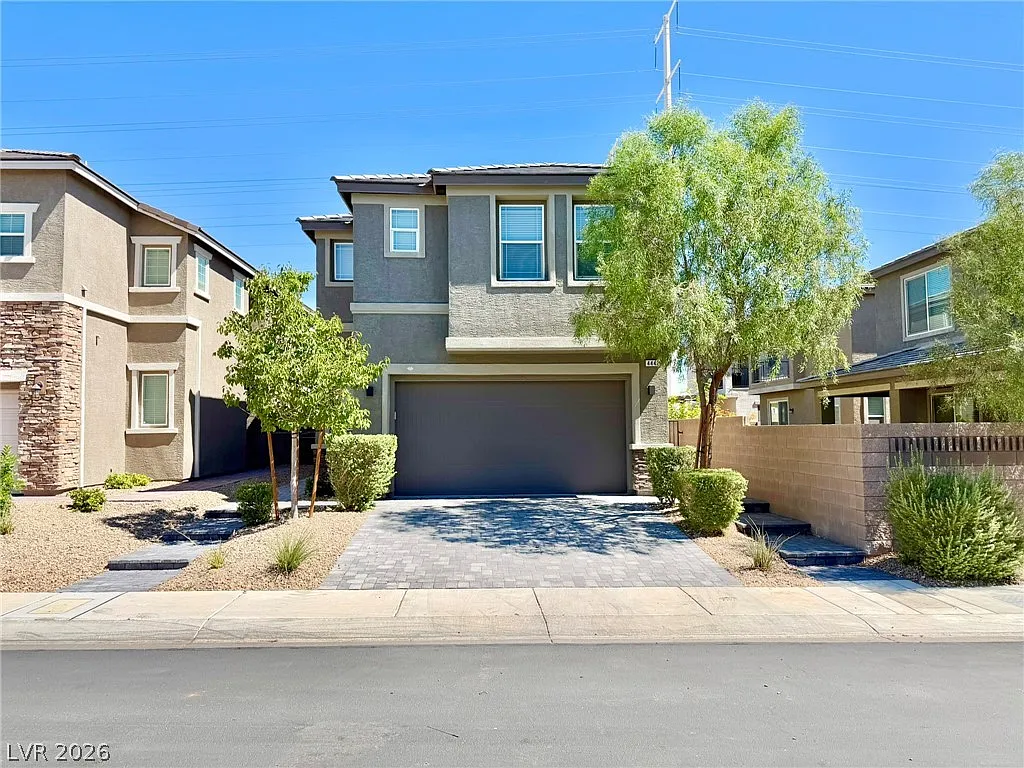 3 bed, 2.5 bath, 1892 sqft, $2,345 — Photo 1