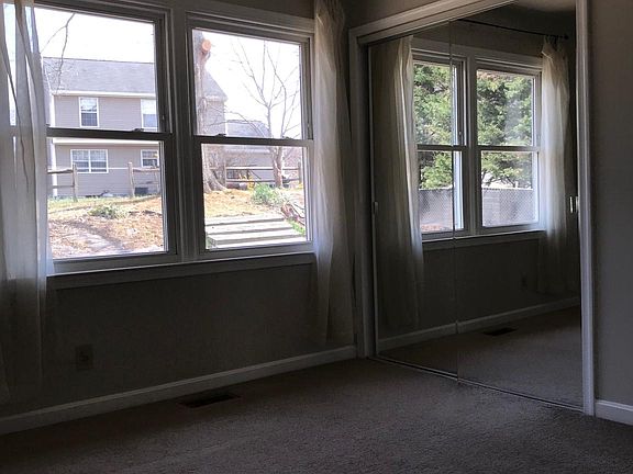 5th image of 133 Debra Dr