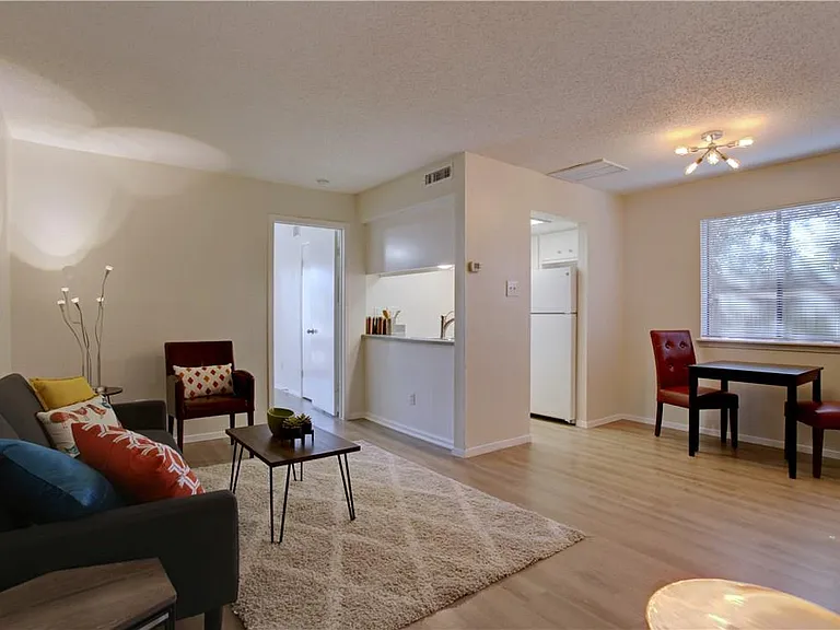 9079 Jollyville Rd #303 — Photo 3