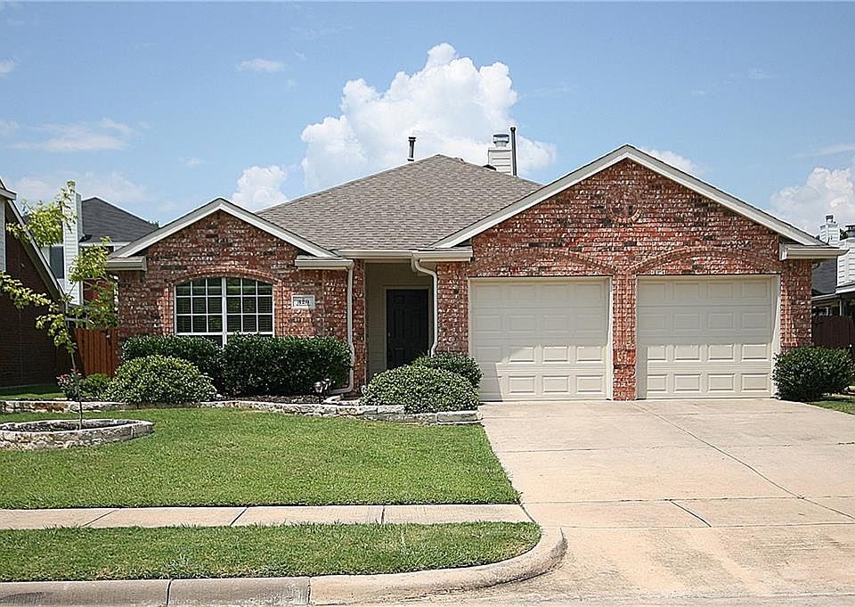 1st image of 329 Willowlake Dr