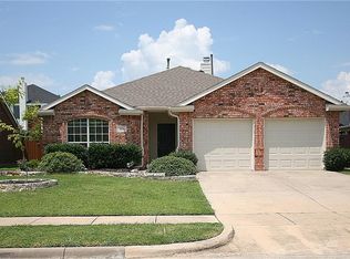 329 Willowlake Dr, Little Elm, TX 75068