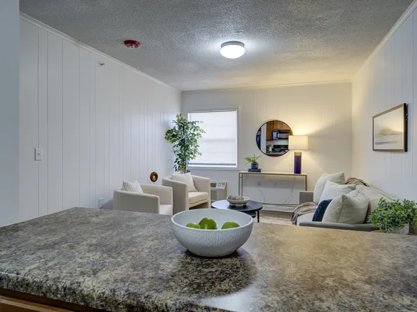 808 Carolina Drive