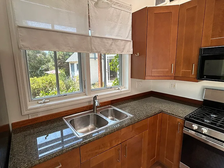388A Orpheus Ave — Photo 6