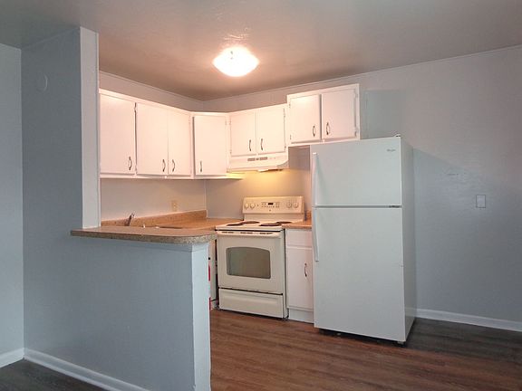 5th image of 1428 Picadilly St #1