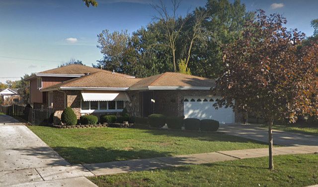 1st image of 9533 S Parkside Ave