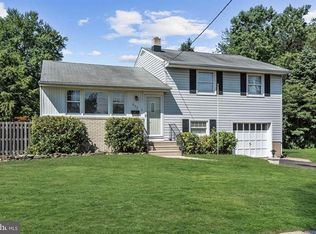 806 Cleveland Ave, Riverside, NJ 08075