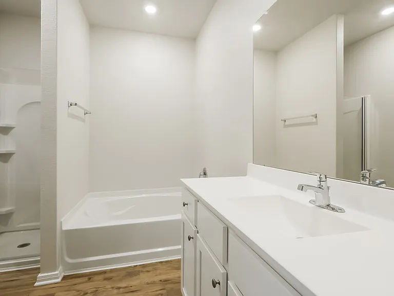 16459 Honeysuckle Hill Dr — Photo 11
