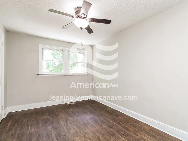 92536_027_bedroom_14.jpg