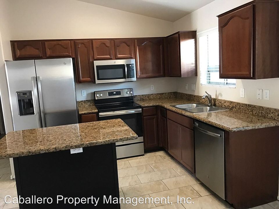 1st image of 508 E Daniella Dr