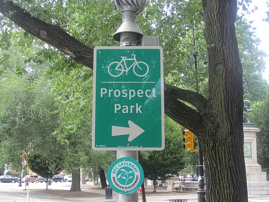 Rented by DSJ Management Corp | media 25