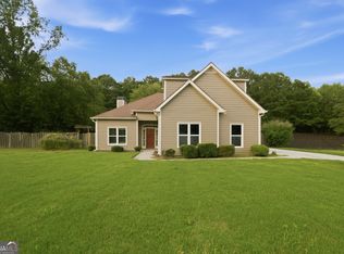 100 Clay Ct, Tyrone, GA 30290