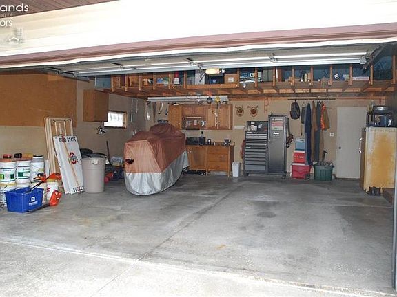 4th image of 146 W Thompson Dr