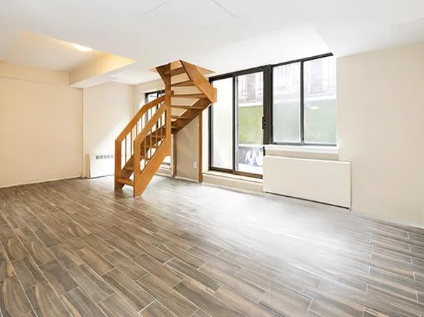 366 West 11th Street image 1 of 8