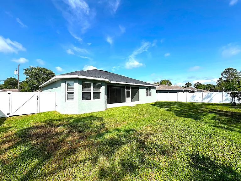 37 Pine Croft Ln — Photo 42