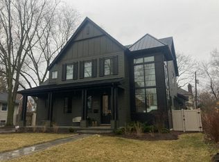 420 E Hillside Rd, Naperville, IL 60540