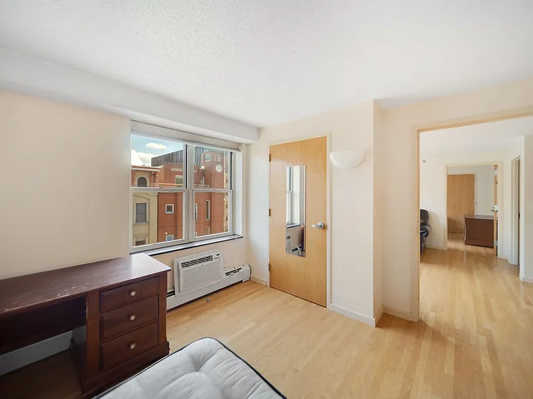 400 College Ave - The Heart of Collegetown — Photo 13