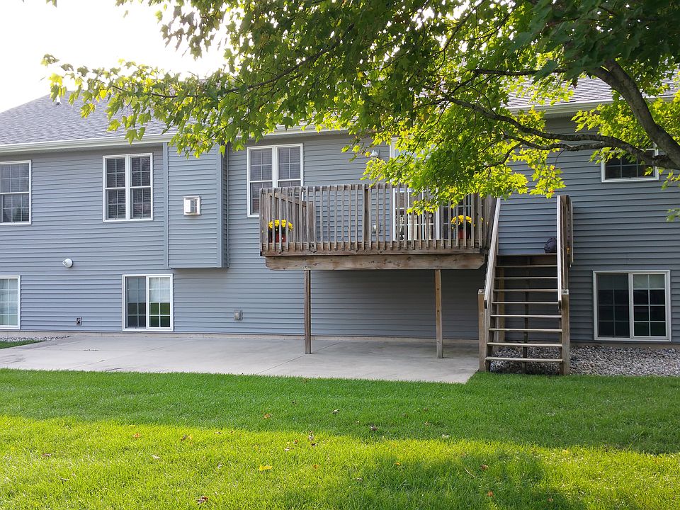 2nd image of 3668 Stephanie Ln