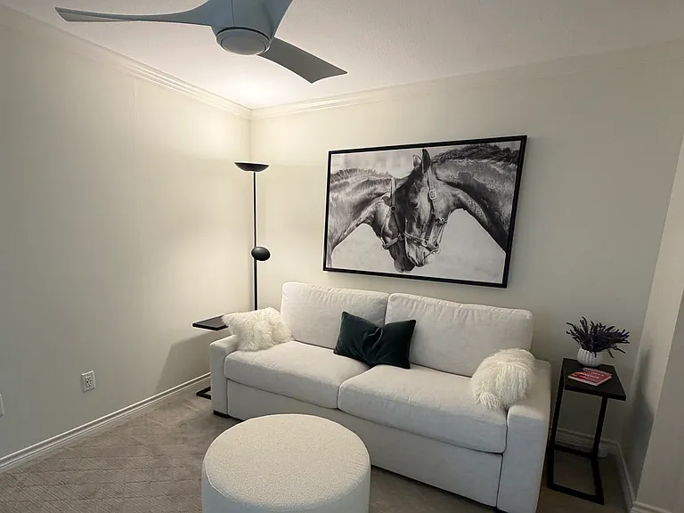 5909 Luther Ln #2200 — Photo 6
