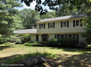 1205 High Hawk Rd, East Greenwich, RI 02818