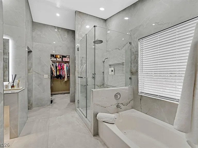 513 Beaconwood St — Photo 14