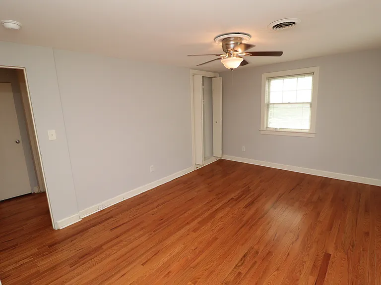 1000 Nichols Dr — Photo 16