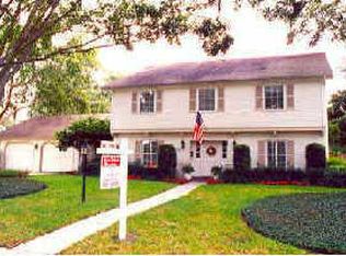 10103 Hampton Pl, Tampa, FL 33618
