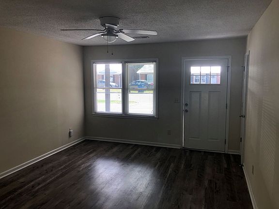 3rd image of 4801 Kubeck Ct #4825