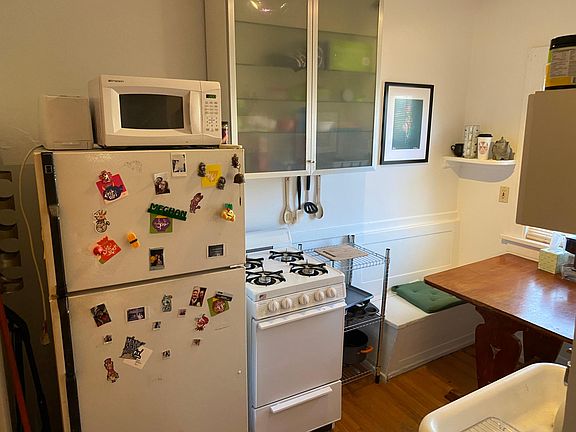3rd image of 4300 Upton Ave S #7
