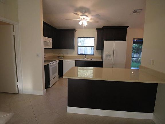 3rd image of 14553 Sunset Pine Dr