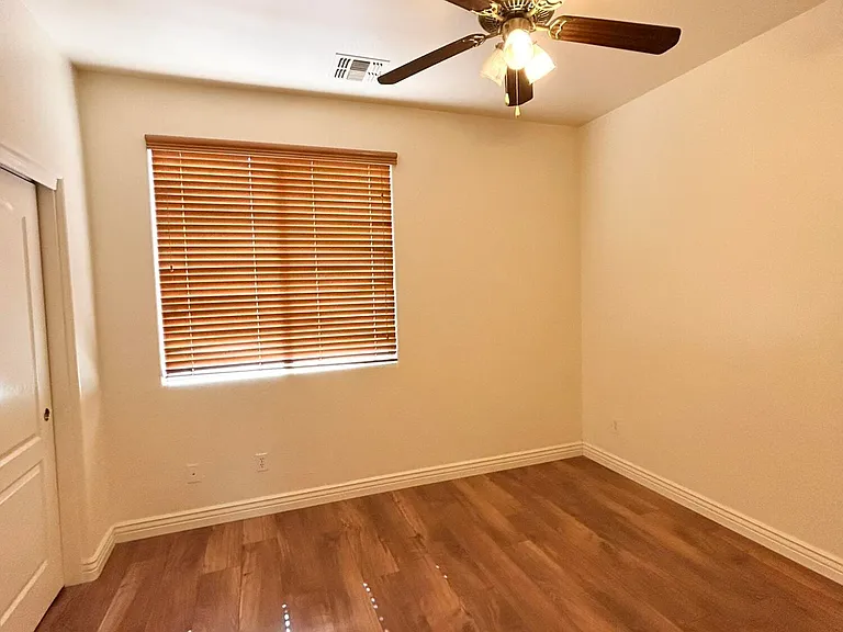 2692 E Vermont Ct — Photo 14