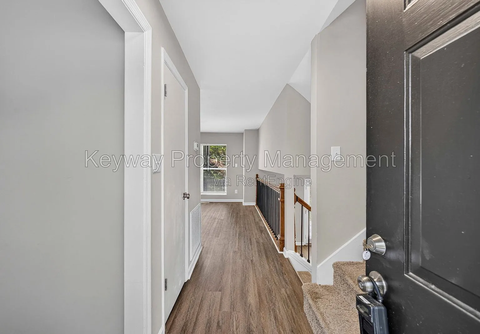 3 bed, 2.5 bath, 1679 sqft, $1,685 — Photo 3