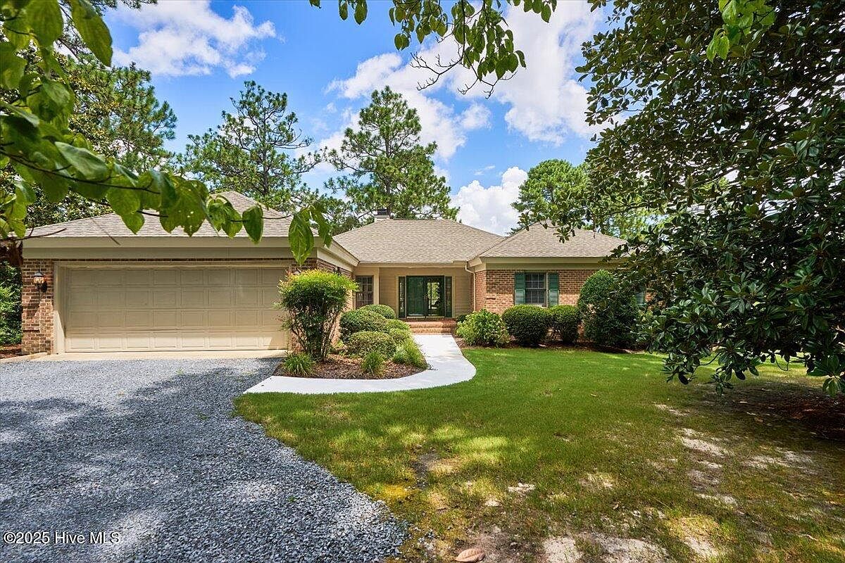 44 Highland View Drive