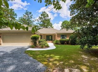 44 Highland View Dr, Southern Pines, NC 28387