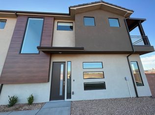 2698 E Rain Tree St, Saint George, UT 84790